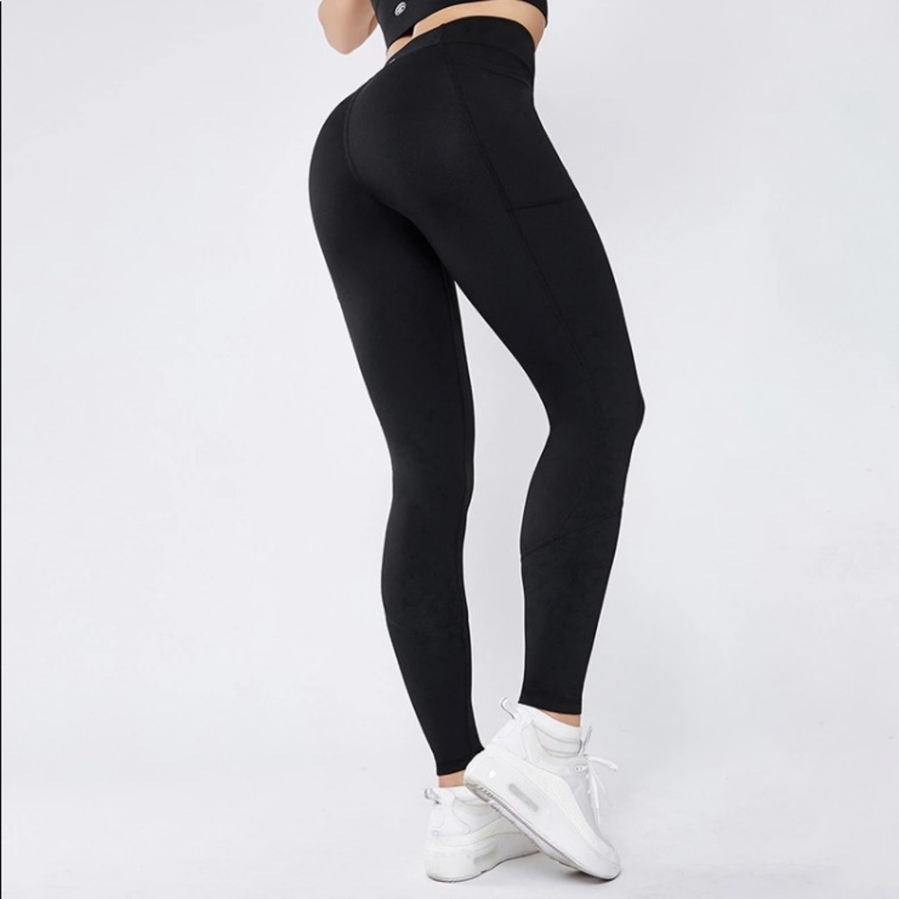 Hondufit High Waist Yoga Pants with Pockets.Black